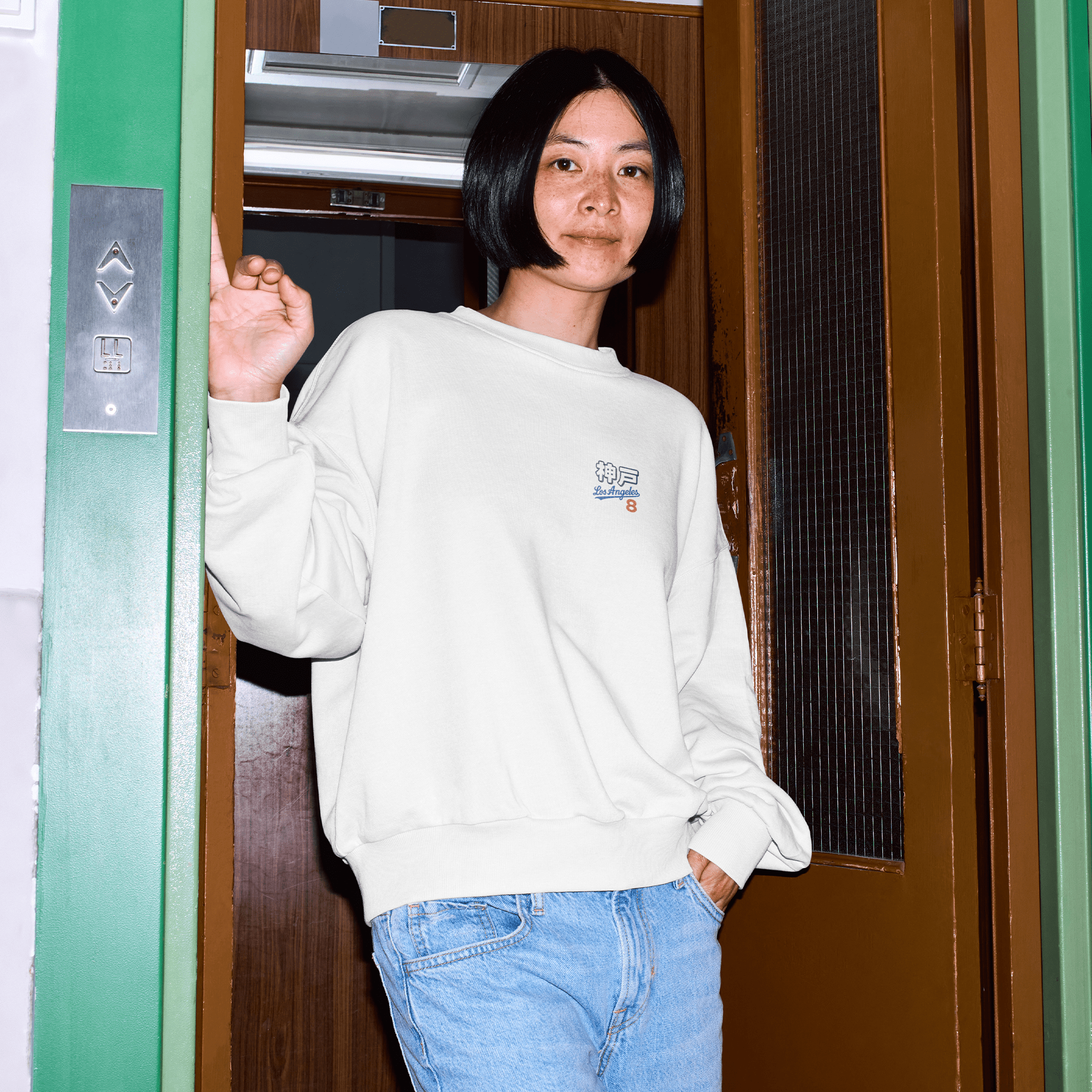 Japan Legacy Across Borders Kobe Bryant Dodgers Sweatshirt White - Sugoi JDM